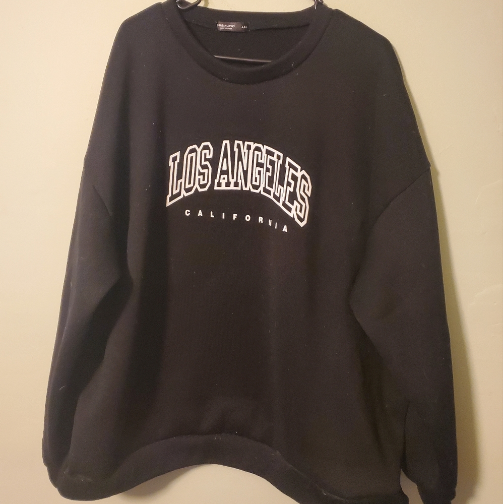 Oversized Los Angeles Crewneck sweater